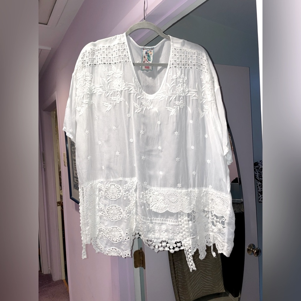 Johnny Was White Embroidered Boho Blouse